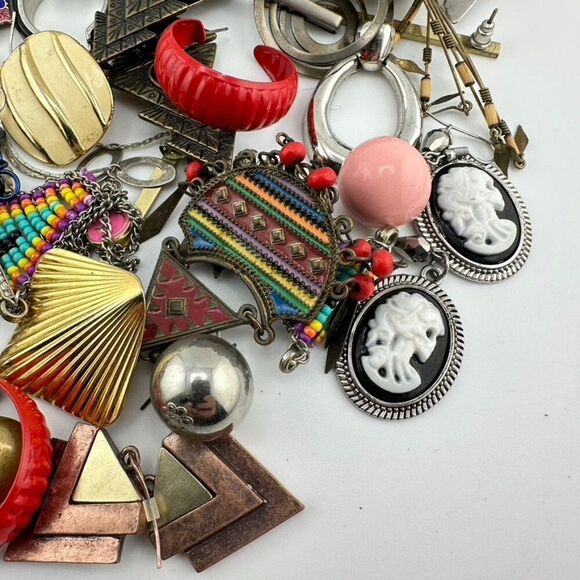 Bundle lot of Earring Sets - Picture 3 of 6